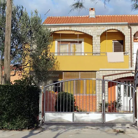 By The Sea - Diklo, - 5924