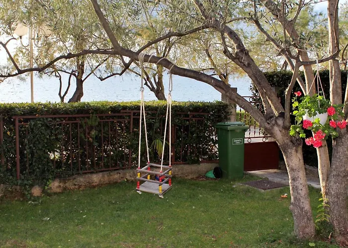 By The Sea - Diklo, - 5924